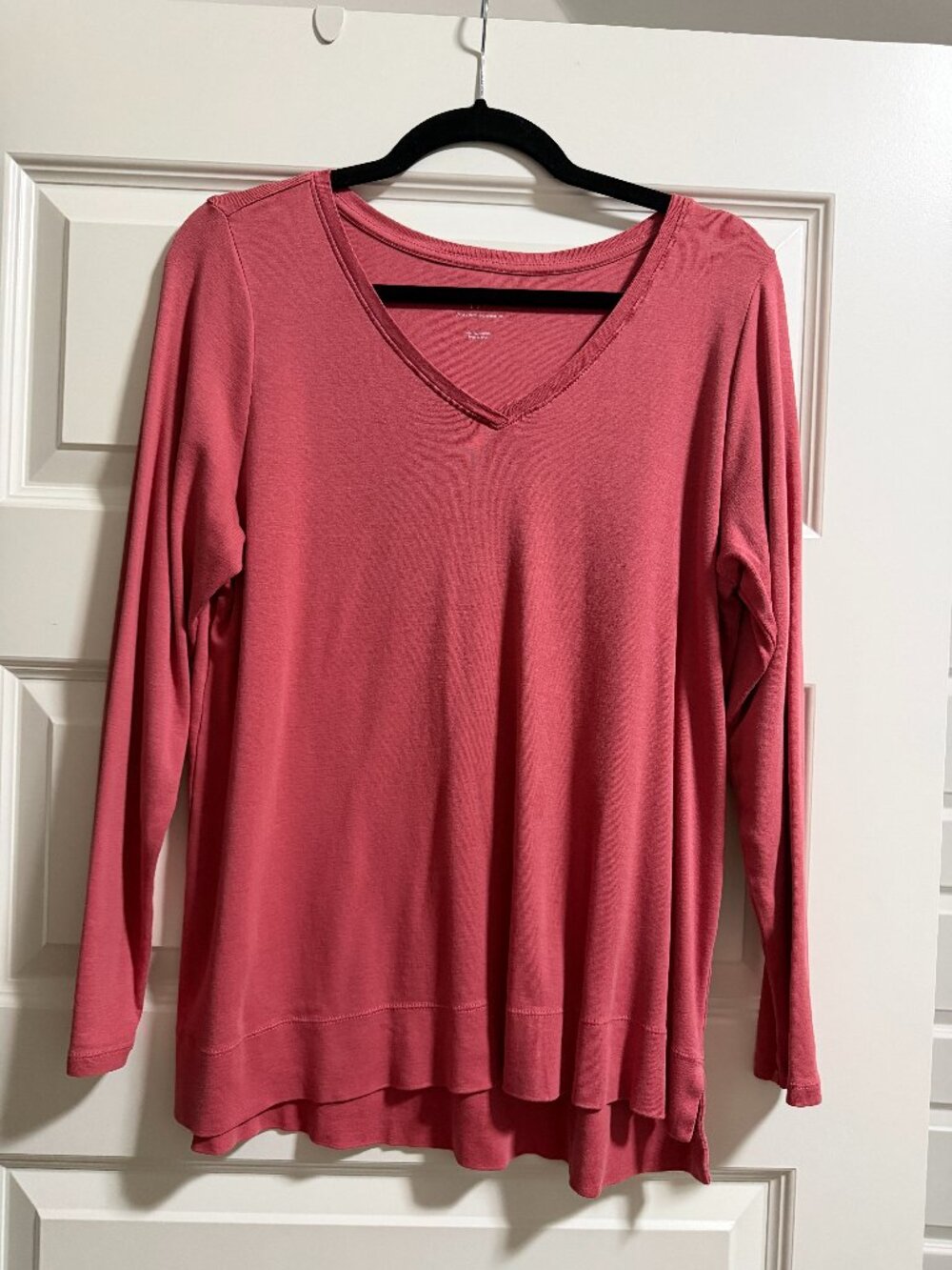 J. Jill V Neck Long Sleeve Terracotta Tunic in size L